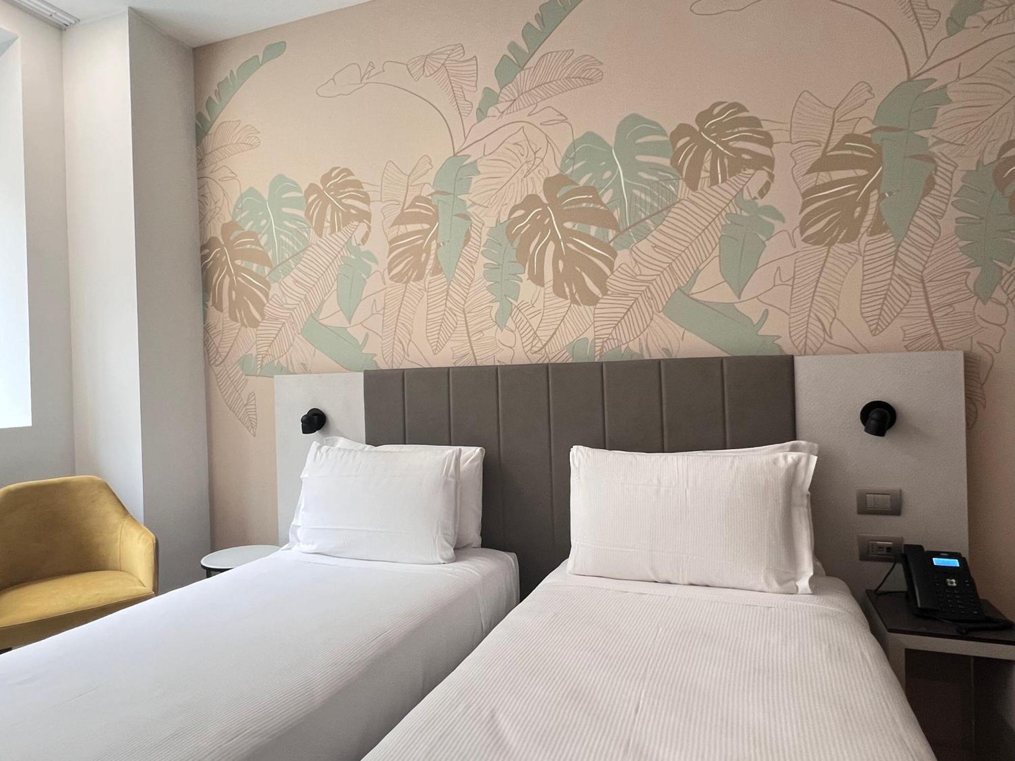 Ih Hotels Milano Centrale Экстерьер фото
