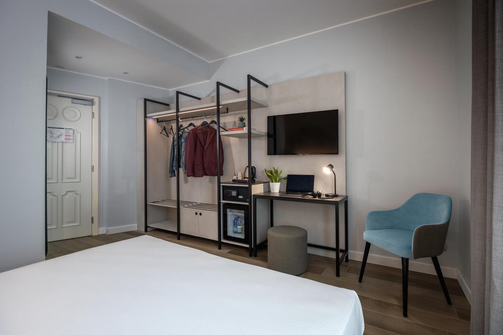Ih Hotels Milano Centrale Экстерьер фото